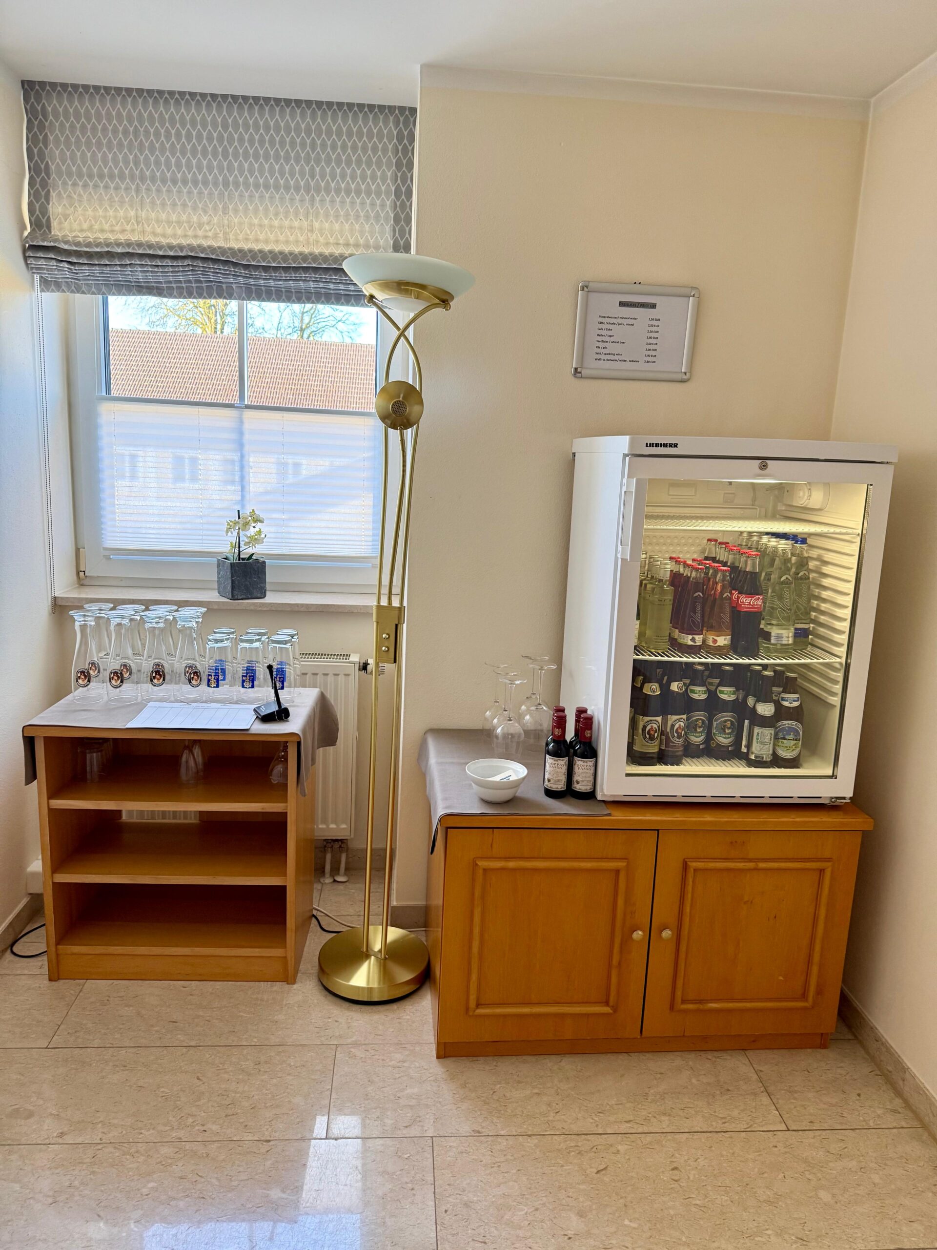 Hotel Alter Wirt Hallbergmoos Goldach Zimmer Kuehlschrank